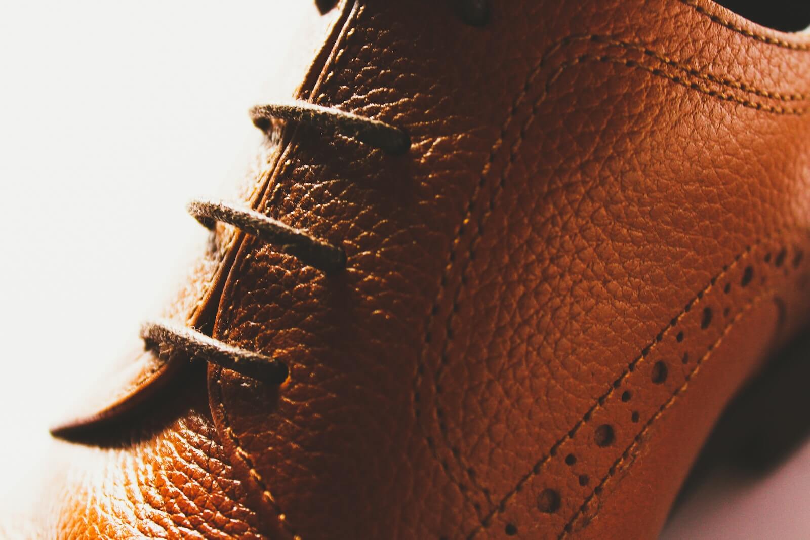 Veja aqui 5 dicas de como manter seus sapatos de couro como novos